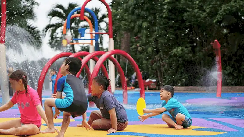 8 cách giúp trẻ nhỏ dễ dàng kết bạn khi đi du lịch 11 Tạp chí Du lịch Wanderlust Tips 8 cách giúp con bạn kết bạn khi đi du lịch