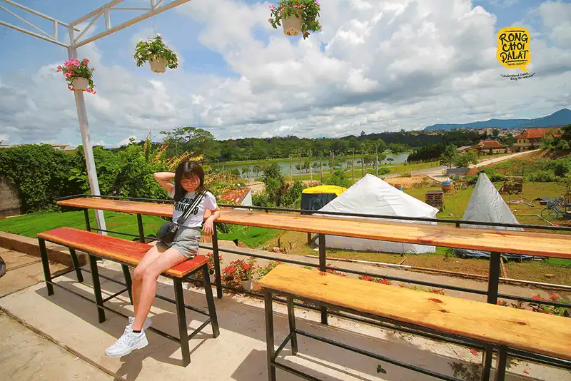 Tạp chí du lịch Wanderlust Tips Điểm danh 4 ngôi nhà úp ngược cực độc đáo tại Việt Nam