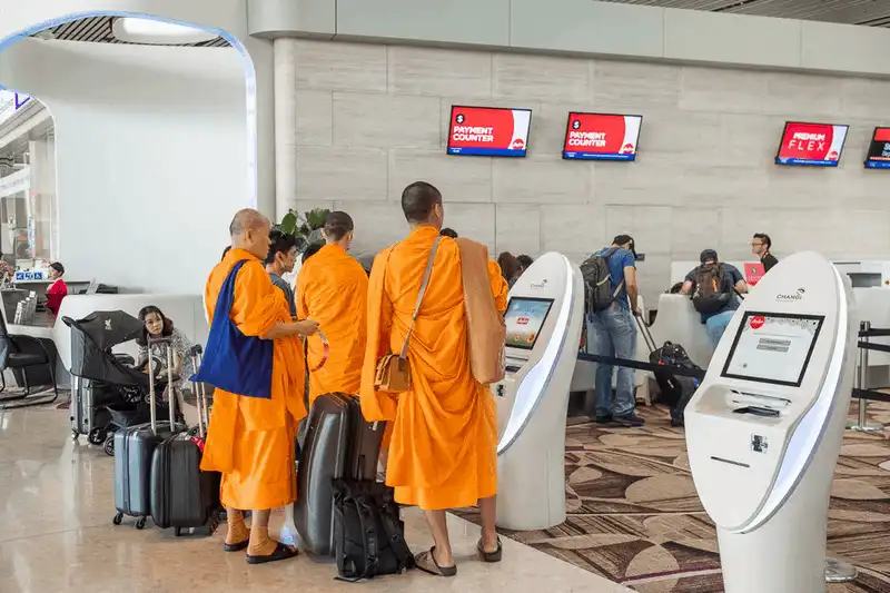 Tạp chí du lịch Wanderlust Tips Ghé thăm sân bay Changi số 1 thế giới