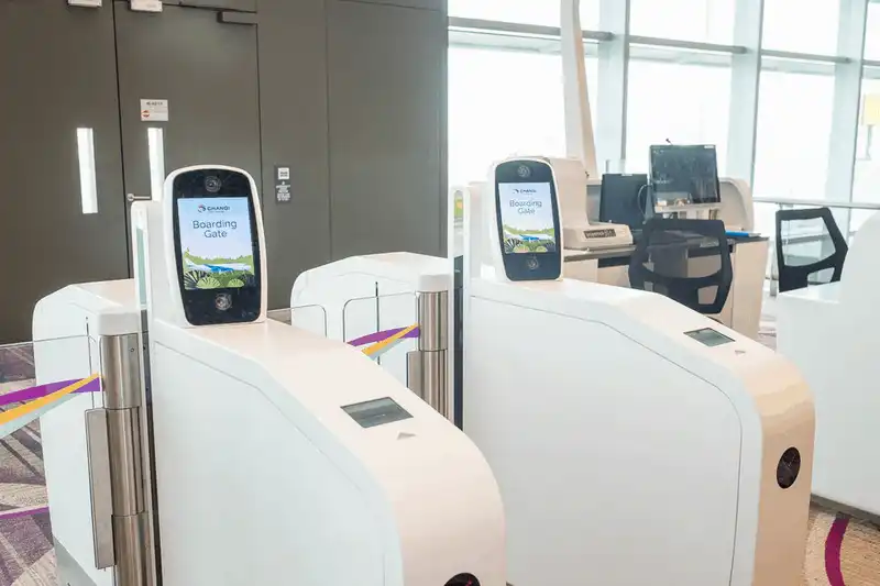 Tạp chí du lịch Wanderlust Tips Ghé thăm sân bay Changi số 1 thế giới (Phần 2)