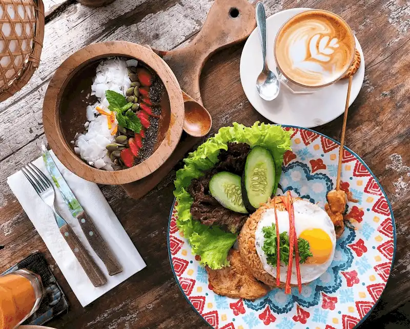 Tạp chí du lịch Wanderlust Tips Gợi ý 5 địa điểm ăn uống hấp dẫn ở Semiyak, Bali