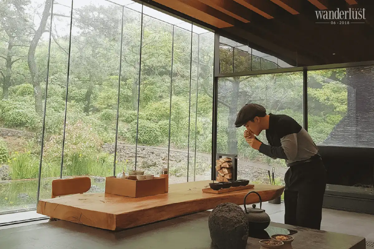 Tạp chí Du lịch Wanderlust Tips Hello World - hành trình du lịch hạng sang tại Hàn Quốc