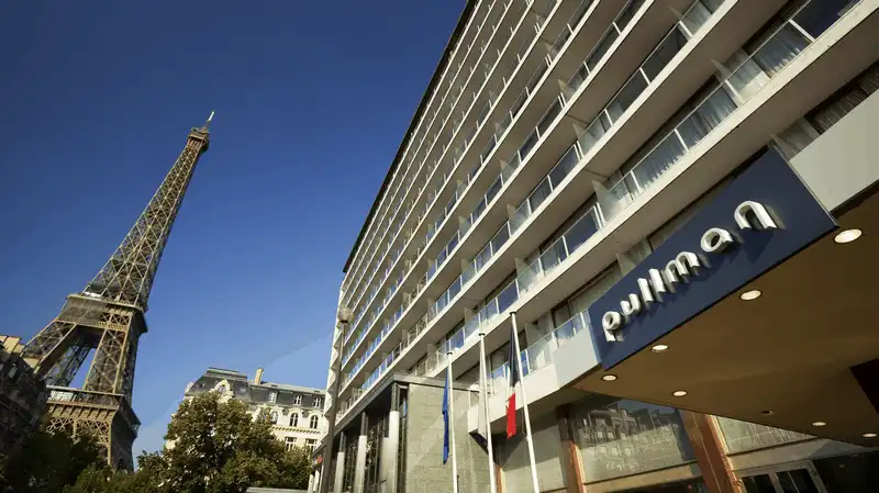 Tạp chí Du lịch Wanderlust Tips Khai trương khách sạn Pullman đầu tiên tại Singapore