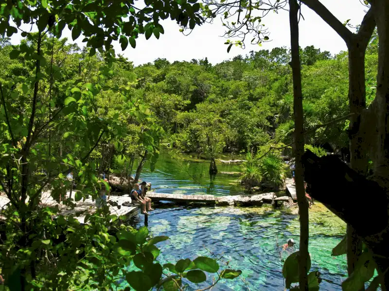 Tạp chí du lịch Wanderlust Tips Khám phá tàn tích của người Maya ở Riviera Maya, Mexico 