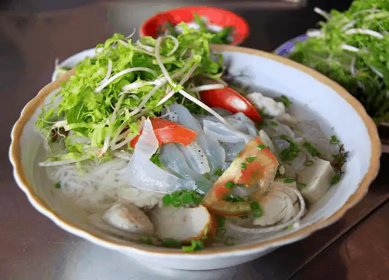 Tạp chí Du lịch Wanderlust Tips Kinh nghiệm du lịch Khánh Hòa