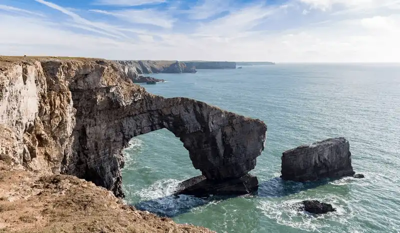 Tạp chí Du lịch Wanderlust Tips Ngắm 6 cây cầu đá tự nhiên cực kì hung vĩ