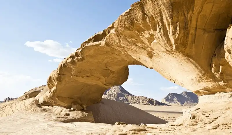 Tạp chí Du lịch Wanderlust Tips Ngắm 6 cây cầu đá tự nhiên cực kì hung vĩ