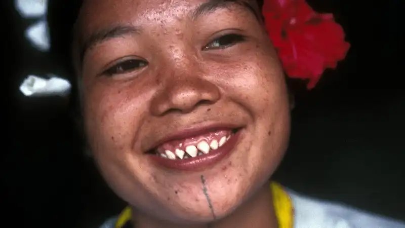 Kỳ lạ bộ tộc Mentawai sống như người tiền sử ở Indonesia 7 Tạp chí du lịch Wanderlust Tips Kỳ lạ bộ tộc Mentawai sống như người tiền sử ở Indonesia