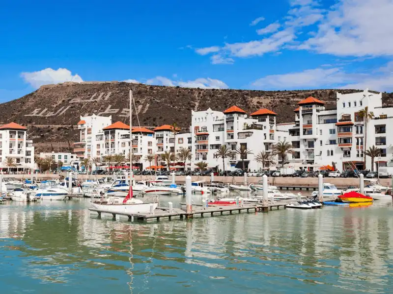 Tạp chí Du lịch Wanderlust Tips Văn hóa tiền tip tại một số quốc gia trên thế giới