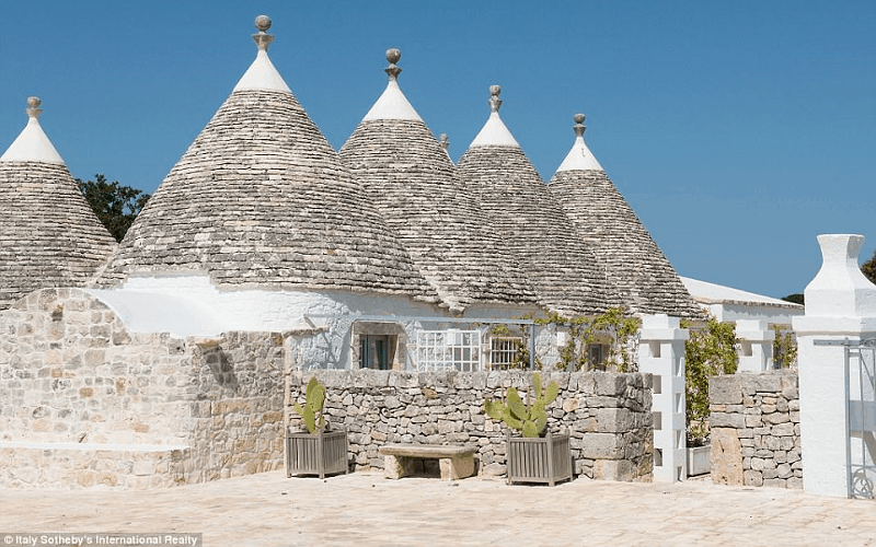 wanderlust tips ben trong nhung ngoi nha non trulli xinh dep o y 0