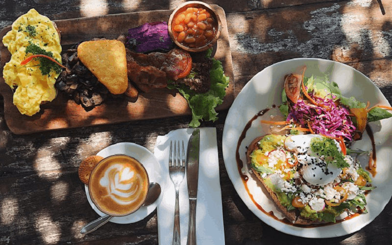 Gợi ý 5 địa điểm ăn uống hấp dẫn ở Seminyak, Bali