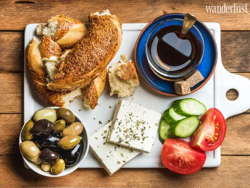 Wanderlust Tips cac bua an sang tren the gioi 09