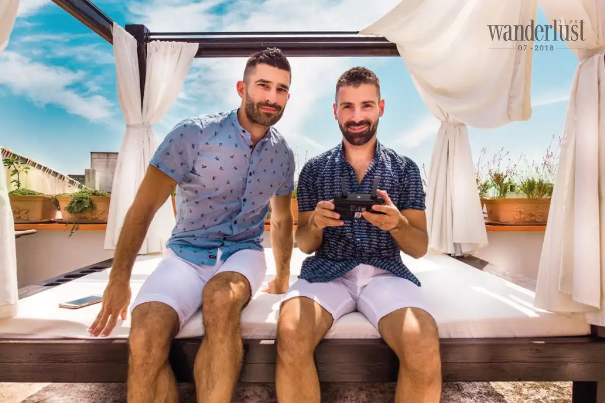 5 cặp đôi travel blogger nổi tiếng truyền cảm hứng cho giới trẻ 11 Tạp chí Du lịch Wanderlust Tips 5 cặp đôi du lịch nổi tiếng truyền cảm hứng cho giới trẻ