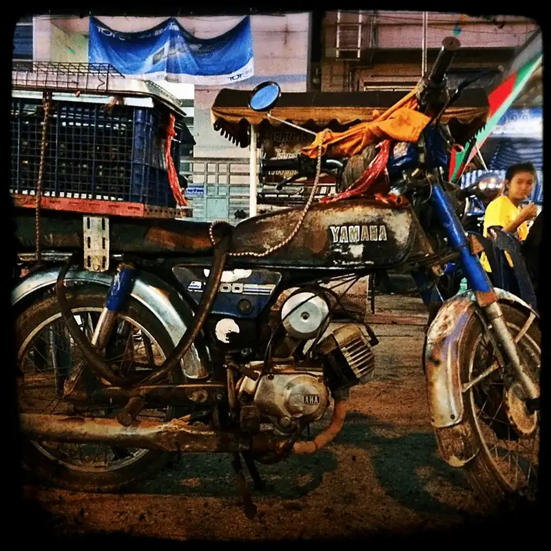 Wanderlust tips 11 meo tham gia giao thong an toan o Thai Lan 4