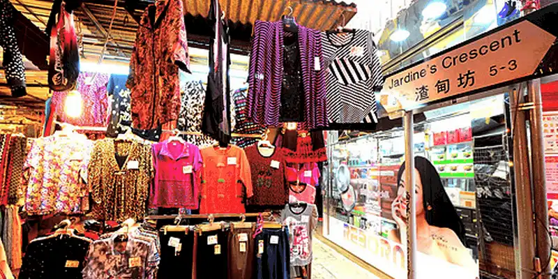 10 chợ đêm mua sắm giá rẻ nổi tiếng của Hong Kong 10 Tạp chí du lịch Wanderlust Tips - 10 chợ đêm mua sắm giá rẻ nổi tiếng của Hong Kong