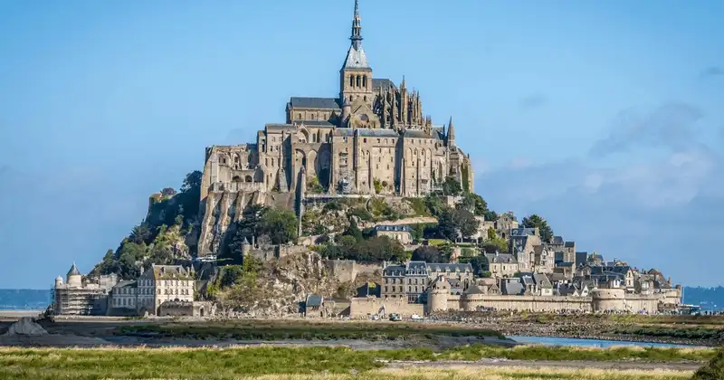 10 địa điểm bạn nhất định phải ghé thăm khi đến Pháp 18 Tạp chí du lịch Wanderlust Tips - 10 địa điểm du khách nhất định phải ghé thăm khi đến Pháp