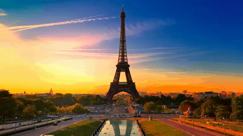 10 địa điểm bạn nhất định phải ghé thăm khi đến Pháp 23 Tạp chí du lịch Wanderlust Tips - 10 địa điểm du khách nhất định phải ghé thăm khi đến Pháp