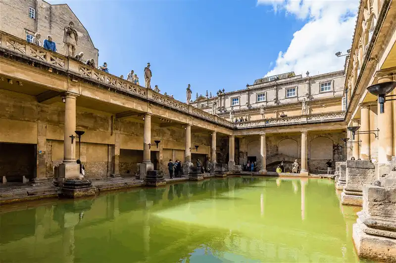 8 địa điểm thú vị gần thủ đô London mà bạn có thể đi trong ngày 7 Tạp chí du lịch Wanderlust Tips - 8 chuyến đi tuyệt nhất trong ngày khởi hành từ London