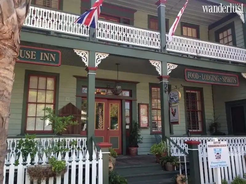 wanderlust tips bat ngo voi top 10 khach san lau doi nhat o my 9