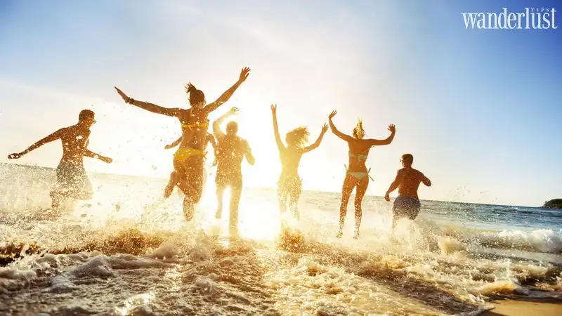 wanderlust tips bo tui bi quyet song ao voi bikini 01