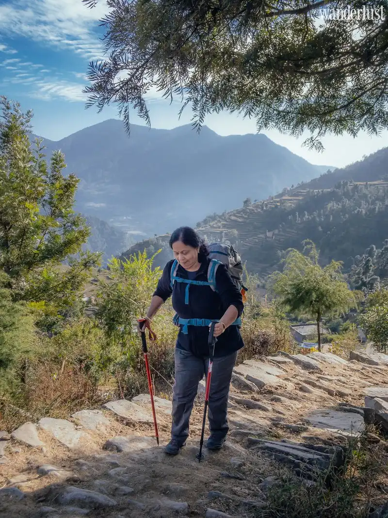 Tạp chí Du lịch Wanderlust Tips Câu chuyện xúc động về mẹ và con trai cùng chinh phục Himalaya