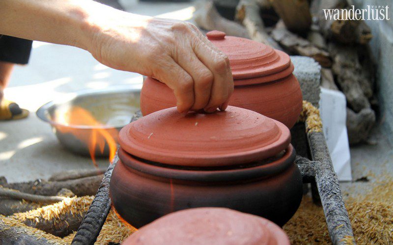 Tìm lại hương vị quê với món rươi kho niêu đất