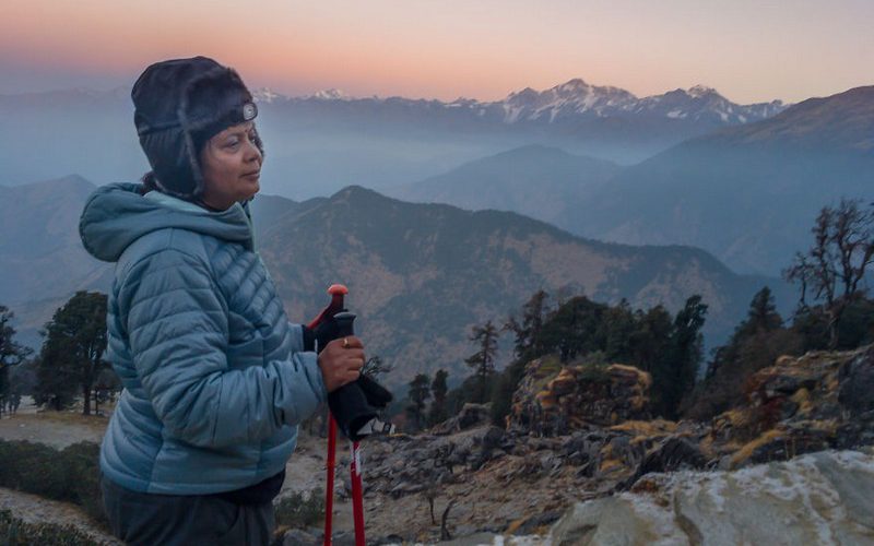 Câu chuyện xúc động về mẹ và con trai cùng chinh phục Himalaya