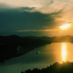 Wanderlust tips doi vong canh noi tinh hoa hoi tu cua xu hue 4