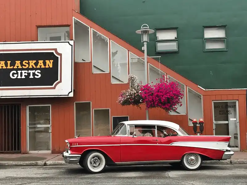 Tạp chí du lịch Wanderlust Tips Anchorage, nơi hoàng hôn buông xuống vào nửa đêm