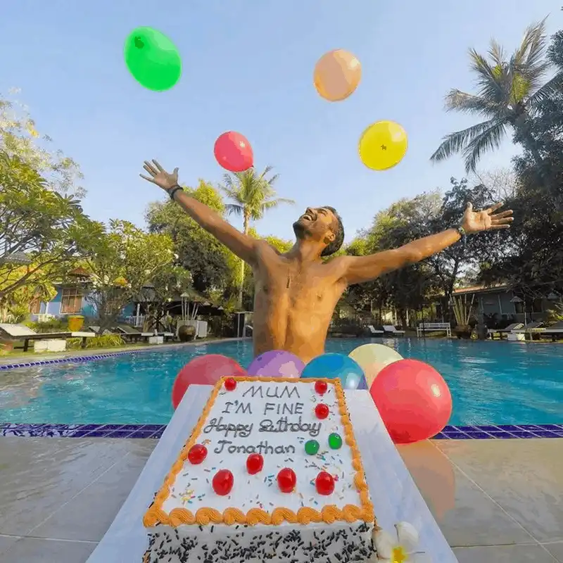 Tạp chí du lịch Wanderlust Tips Jonathan, chàng trai bỏ nhà đi du lịch nhưng vẫn không làm mẹ lo lắng