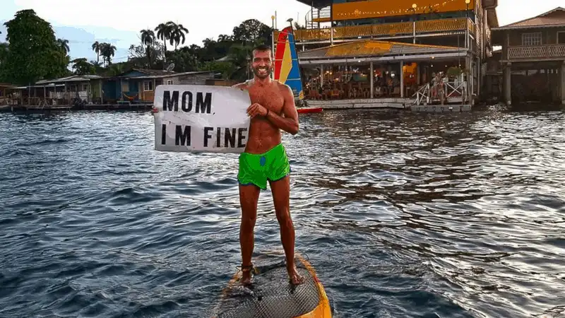 Tạp chí du lịch Wanderlust Tips Jonathan, chàng trai bỏ nhà đi du lịch nhưng vẫn không làm mẹ lo lắng