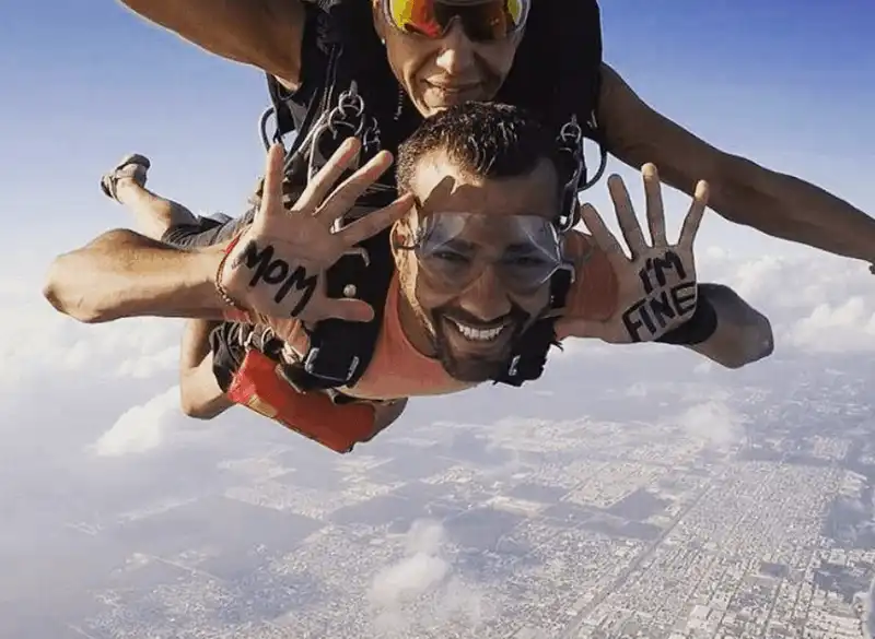 Tạp chí du lịch Wanderlust Tips Jonathan, chàng trai bỏ nhà đi du lịch nhưng vẫn không làm mẹ lo lắng