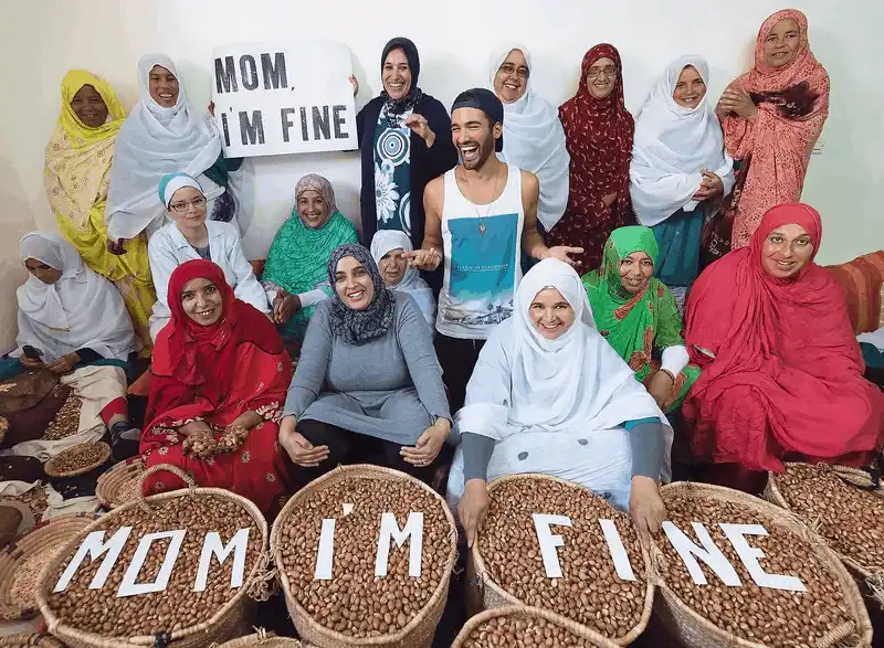 Tạp chí du lịch Wanderlust Tips Jonathan, chàng trai bỏ nhà đi du lịch nhưng vẫn không làm mẹ lo lắng