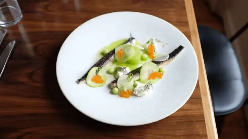 Tạp chí du lịch Wanderlust Tips Dạo qua một vòng thực đơn tại các nhà hàng ở Dublin, Ireland