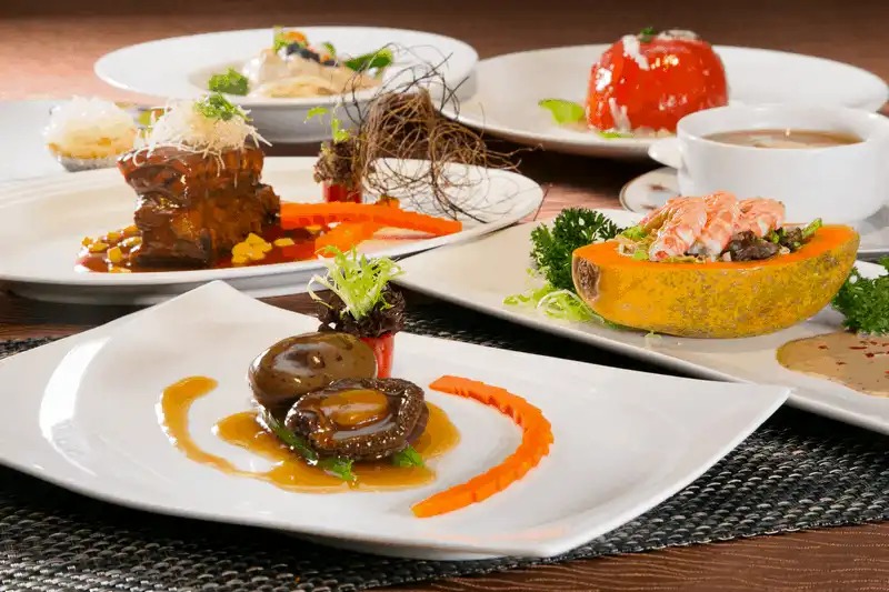 Tạp chí du lịch Wanderlust Tips Đừng bỏ lỡ món ngon của những nhà hàng ở Tsim Sha Tsui, Hồng Kông