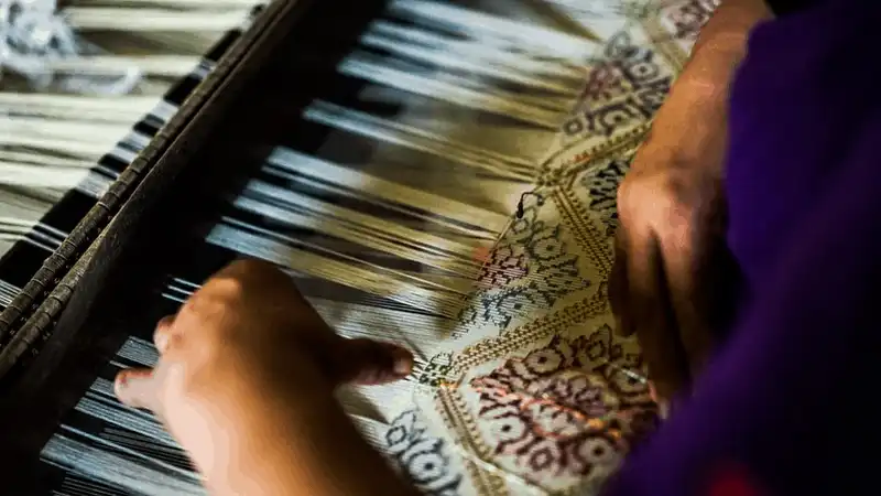 Top 5 địa điểm mua đồ lưu niệm độc đáo ở Kuala Lumpur 7 Tạp chí du lịch Wanderlust Tips Mua gì ở đâu khi đi du lịch Kuala Lumpur