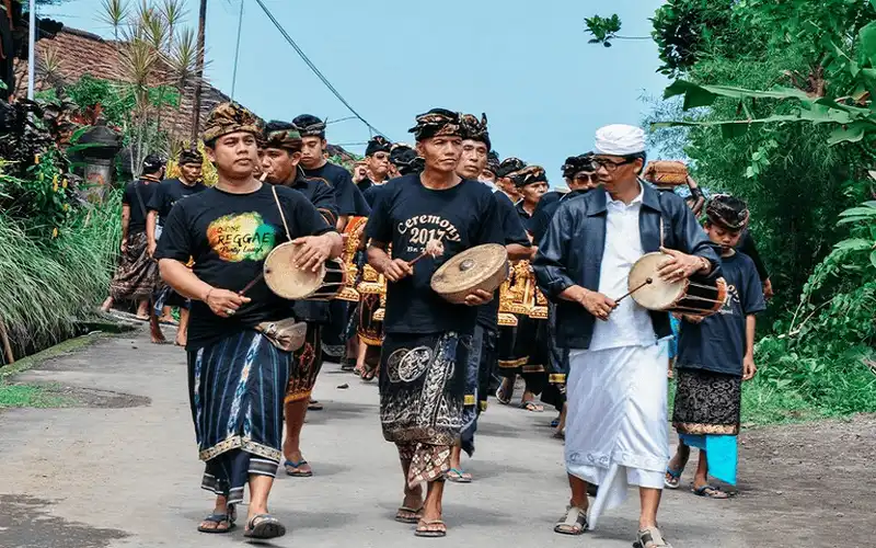 Tạp chí du lịch Wanderlust Tips Ngaben - Nghi lễ hỏa táng đặc biệt của người dân ở Bali