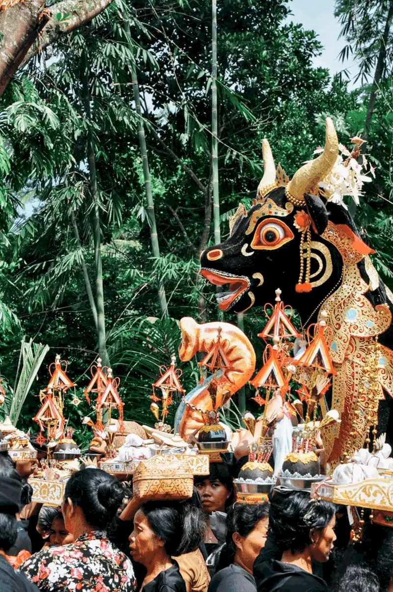 Tạp chí du lịch Wanderlust Tips Ngaben - Nghi lễ hỏa táng đặc biệt của người dân ở Bali
