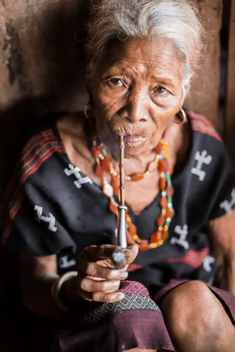 Tạp chí du lịch Wanderlust Tips 17 bức ảnh về dân tộc Việt Nam của Nhiếp ảnh gia Pháp