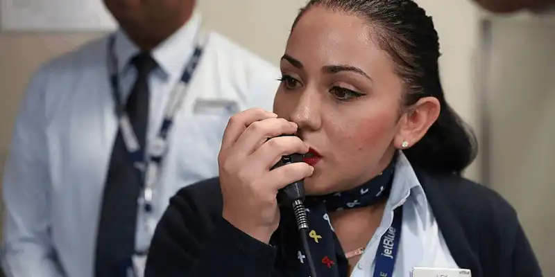 Tạp chí du lịch Wanderlust Tips Những bí mật trên máy bay mà bạn chưa biết