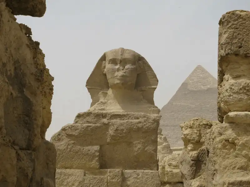 Tạp chí du lịch Wanderlust Tips Những điều cần biết trước khi du lịch đến Cairo, Ấn Độ