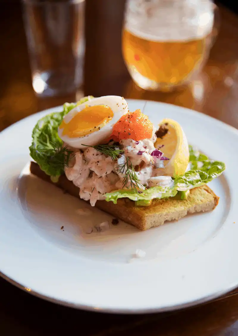 Olympen - nhà hàng lịch sử của Na Uy 13 Tạp chí du lịch Wanderlust Tips Olympen, nhà hàng lịch sử của Na Uy mà bạn không nên bỏ lỡ