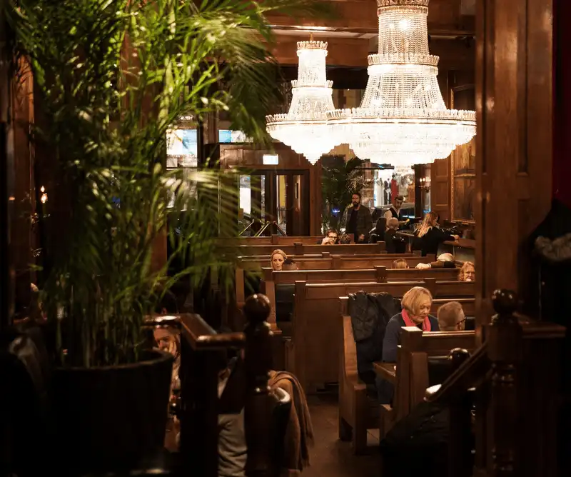 Olympen - nhà hàng lịch sử của Na Uy 9 Tạp chí du lịch Wanderlust Tips Olympen, nhà hàng lịch sử của Na Uy mà bạn không nên bỏ lỡ