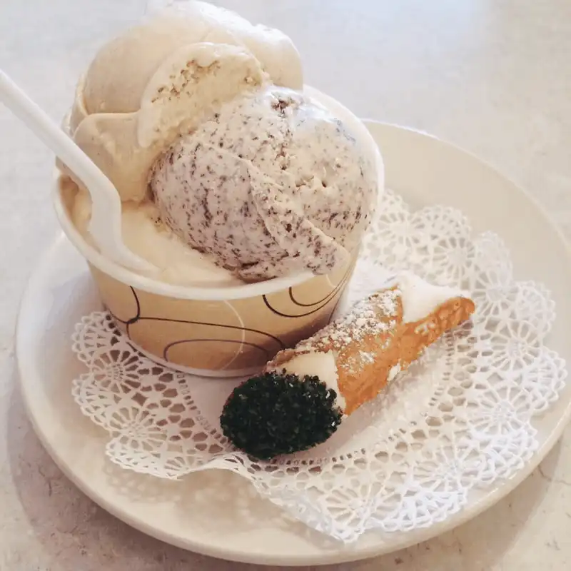 Tìm đến các cửa hàng kem lâu đời nhất ở Mỹ 8 Tạp chí du lịch Wanderlust Tips Tìm đến các cửa hàng kem lâu đời nhất ở Mỹ