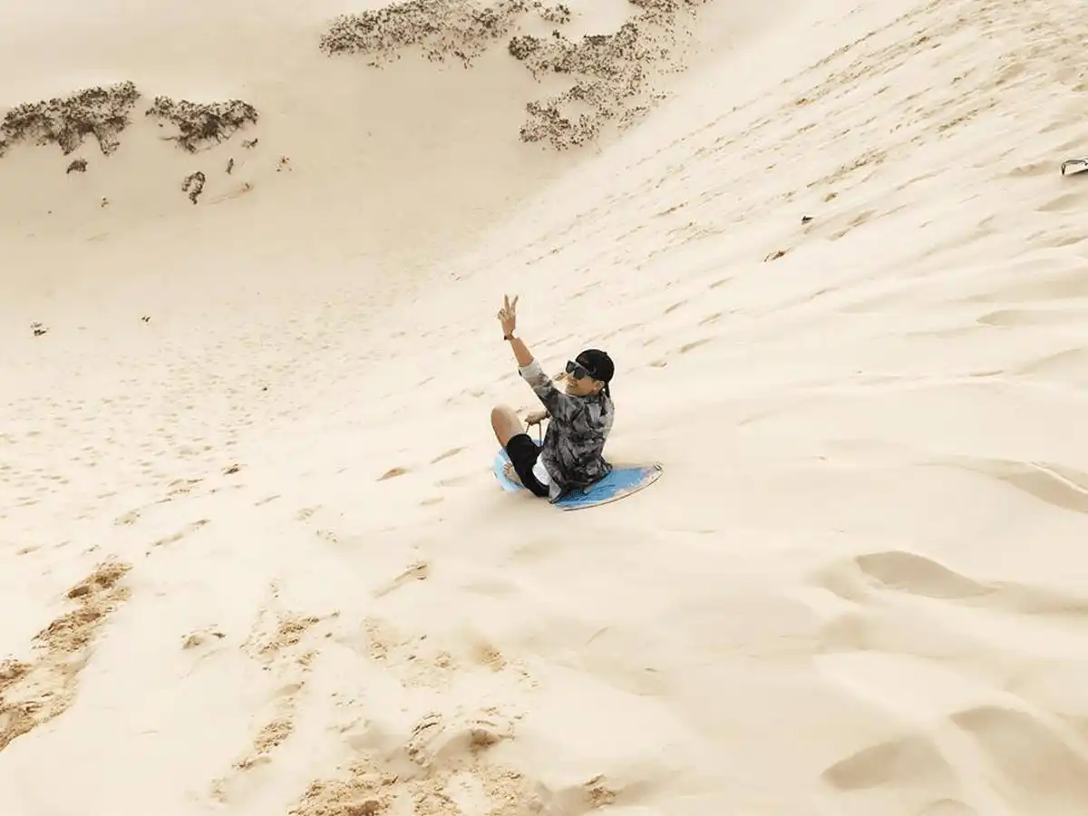 Tạp chí du lịch Wanderlust Tips 8 điểm du lịch Quảng Bình không thể bỏ qua vào buổi chiều