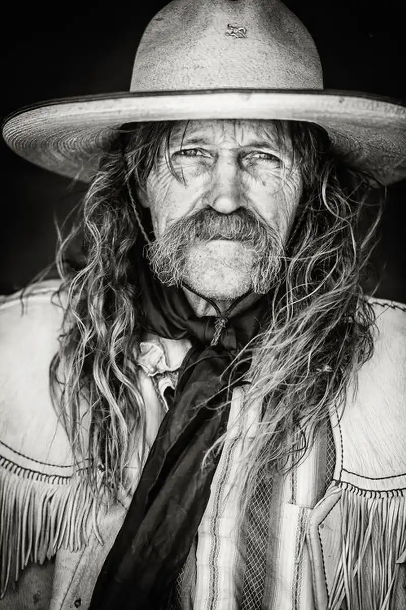 "Bỏ túi" 7 mẹo chụp ảnh chân dung khi đi du lịch 11 Tạp chí du lịch Wanderlust Tips - "Bỏ túi" 7 mẹo chụp ảnh chân dung hay khi đi du lịch