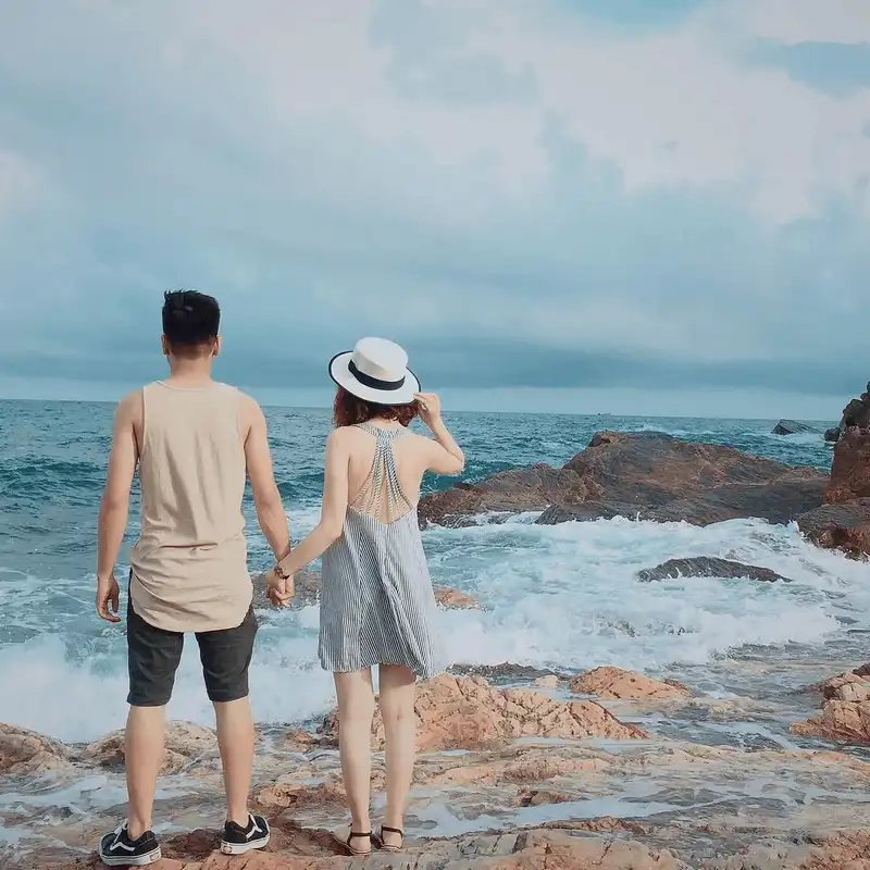 Cẩm nang du lịch mùa mưa bão 14 Tạp chí du lịch Wanderlust Tips - Cẩm nang du lịch mùa mưa bão