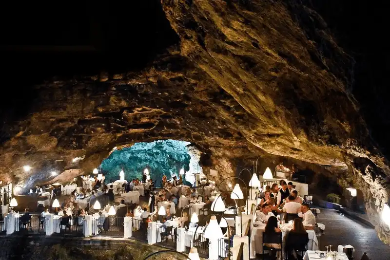 Tạp chí du lịch Wanderlust Tips - Ghé thăm những nhà hàng độc nhất vô nhị trên thế giới 