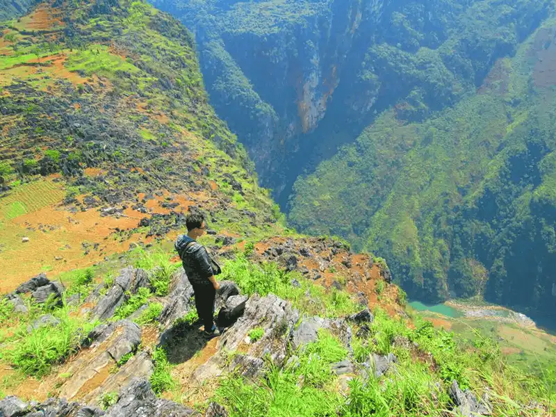 Tạp chí du lịch Wanderlust Tips - Rong ruổi rẻo cao đại ngàn Hà Giang