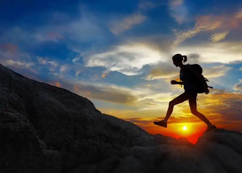 Tạp chí du lịch Wanderlust Tips | Bỏ túi kinh nghiệm du lịch một mình dành cho con gái